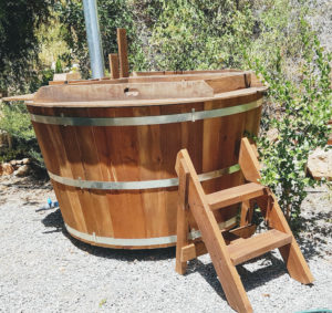 tinas de madera modelo pelumpen personas